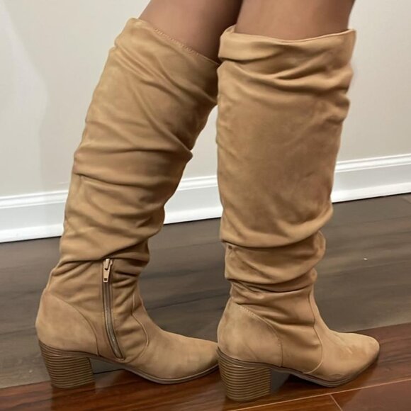 Tan Slouchy Knee-High Boots – Size 6.5, Stylish & Comfy - Picture 4 of 5
